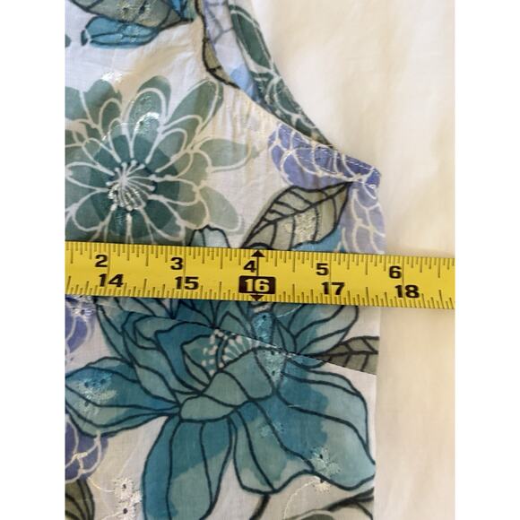 Kim Rogers Women's Size Small Sleeveless Top Blouse lavender with eyelets - Picture 8 of 9